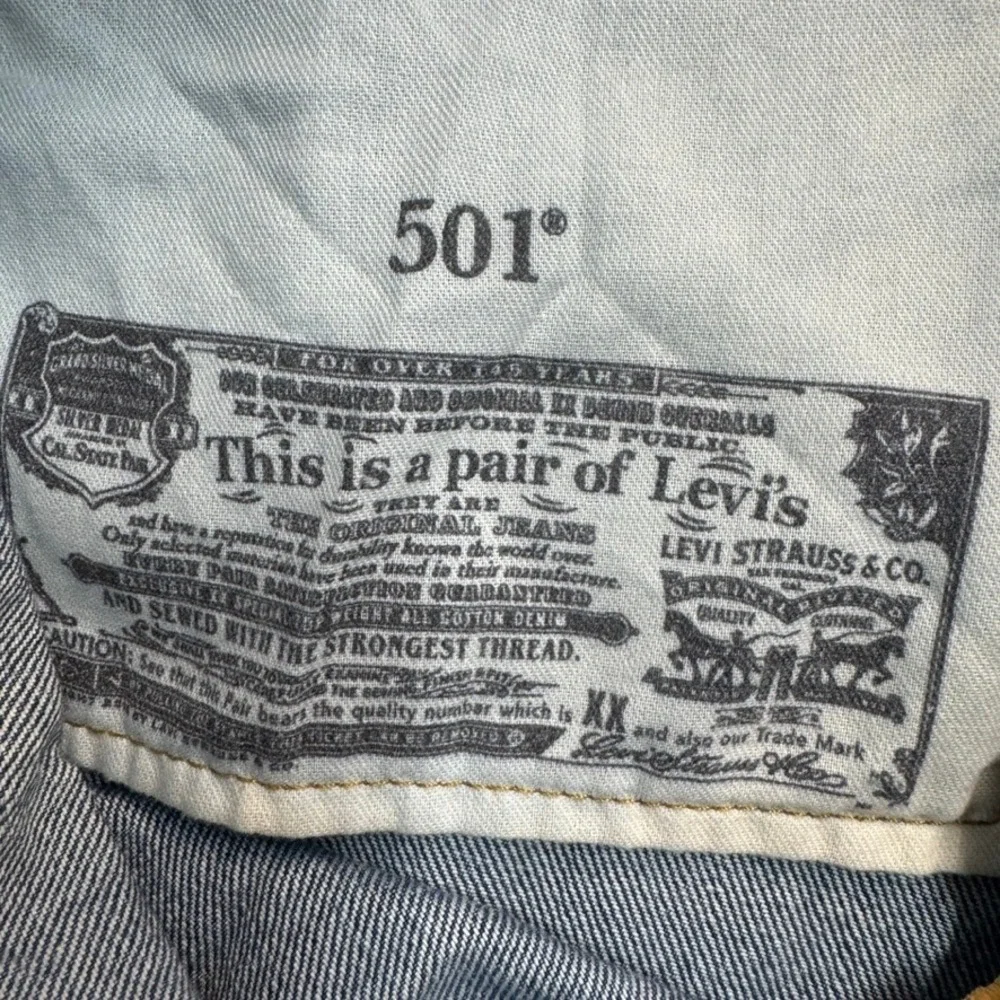 Levis 501 Original Fit Mens Blue Denim Jeans Straight Leg 38x29 Medium Wash